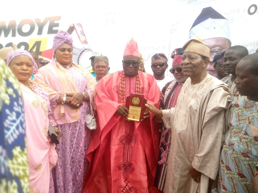 Governor Ododo lauds Iyamoye community for bestowing award of honour on Alhaji Danusman     ….urges people to cherish their cultural heritage